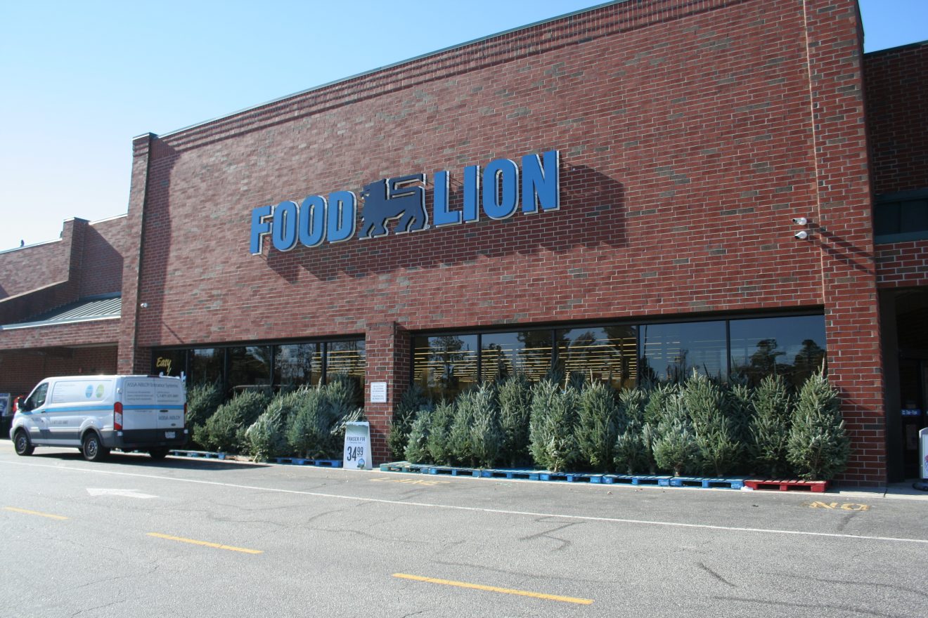 Selection and care of Christmas Trees; how to make them last – Gazette