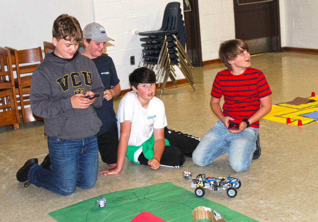 schools thms robotics chase ambrose jack hyde Mason perry and asher raub by mel