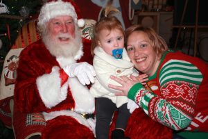 Danielle Lewis and Lakyn, 21 mos