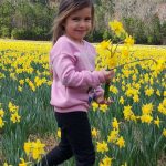 flowers onemo child