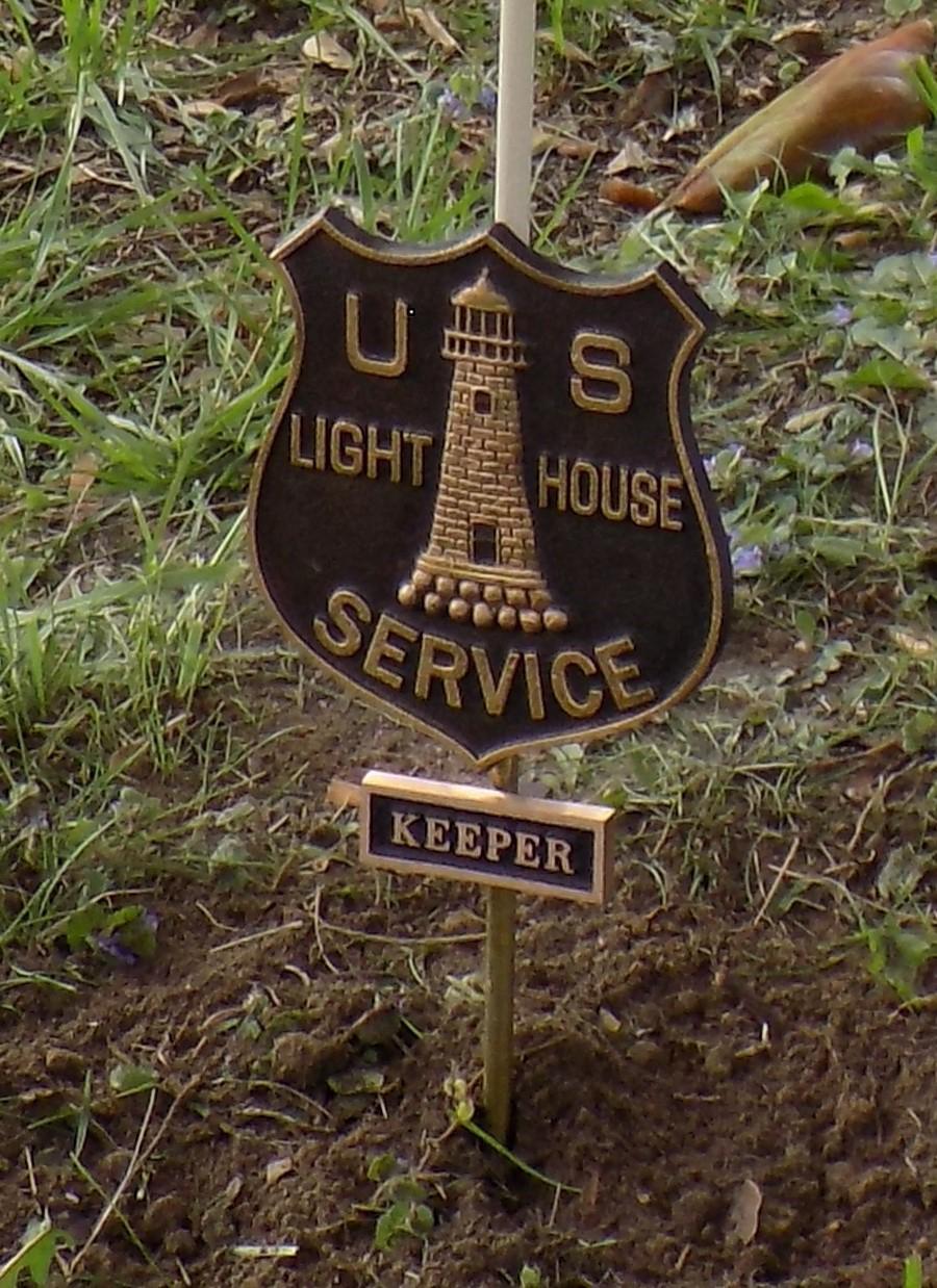 mathews light keepers to be honored Photo by A. Pasek