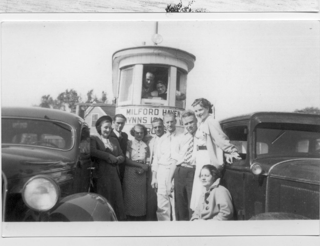 MW036 Gwynn's Island ferry 1930s