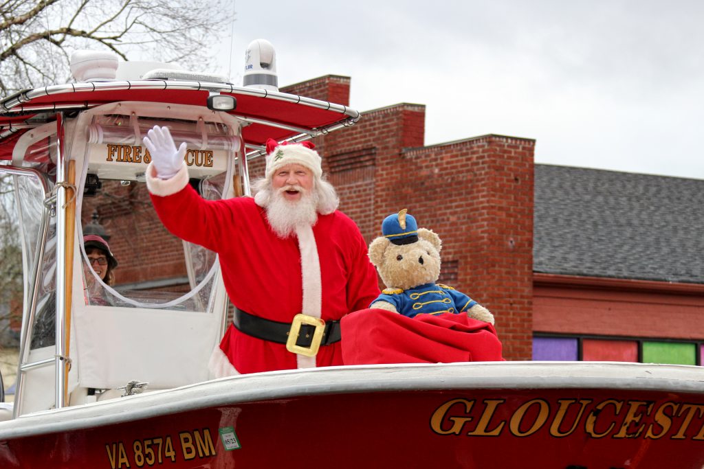 holiday calendar gloucester parade 3