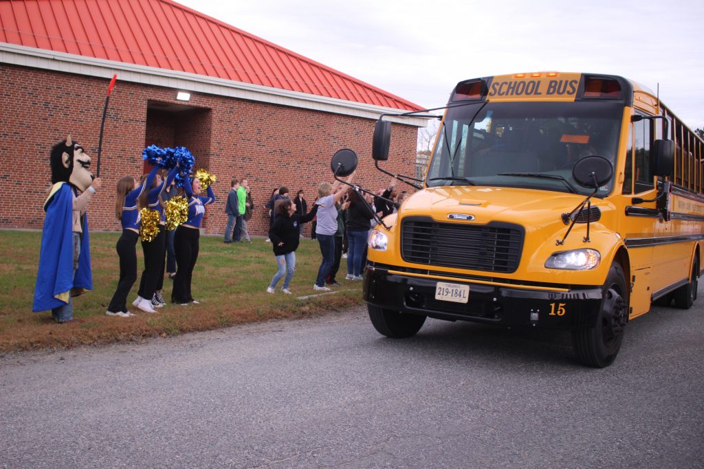 sports mhs cross country sendoff 1