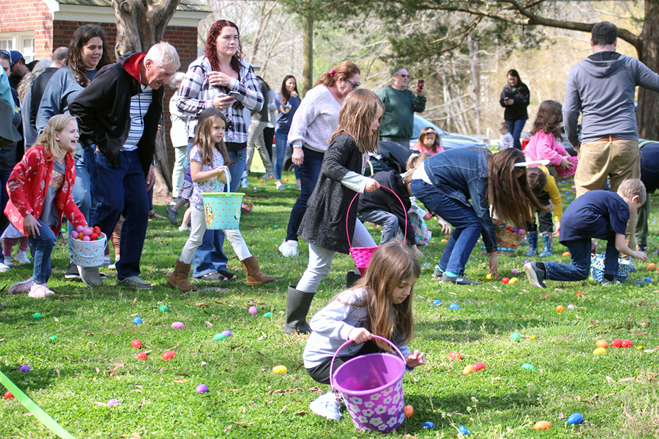 1a easter egg hunt