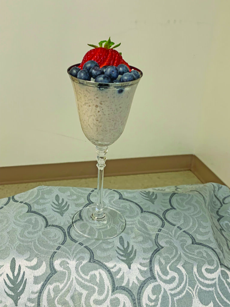 food vegan rice pudding with berries
