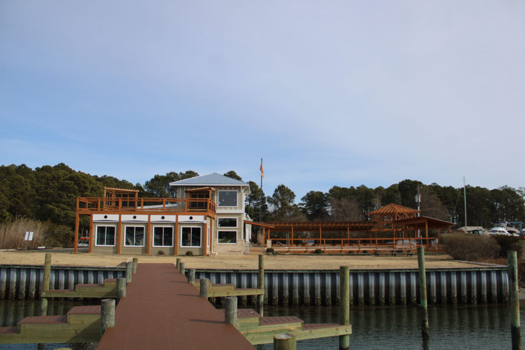 business Perrindise Marina and Club Hole in the Wall Restaurant