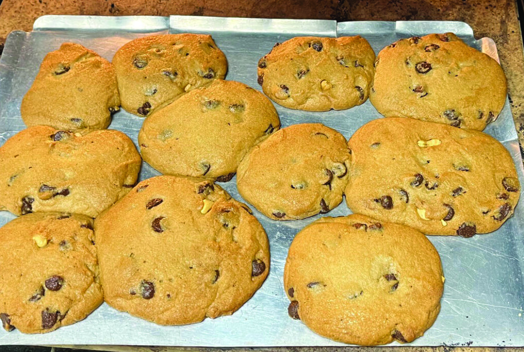 food chocollate chip cookies