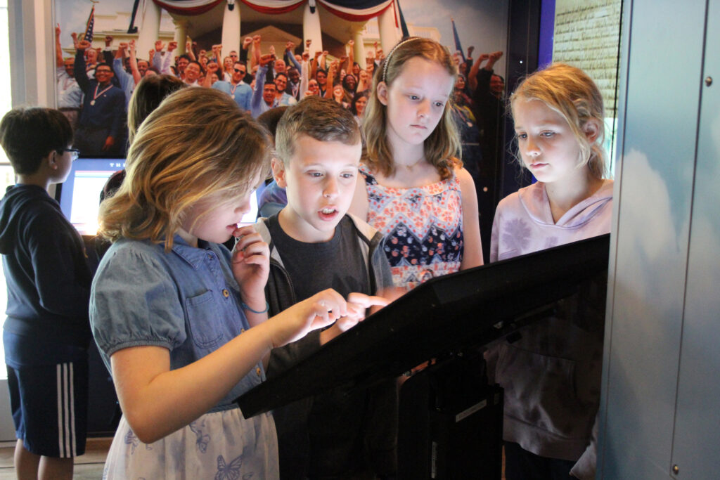 schools va250 mobile museum 1