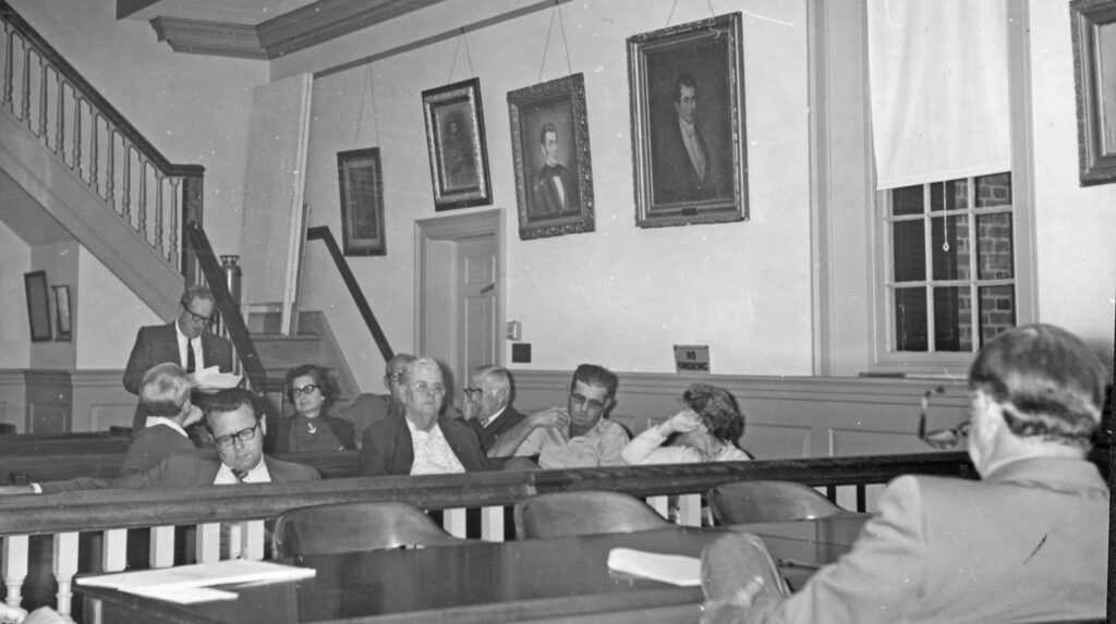 lore and legend mathews couthouse 1972028