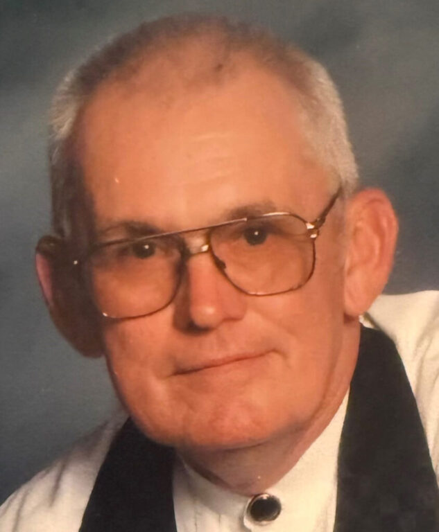 Obit Photo - Lewis, Robert Minter