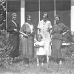 glimpses who knows mrs john b 1936017