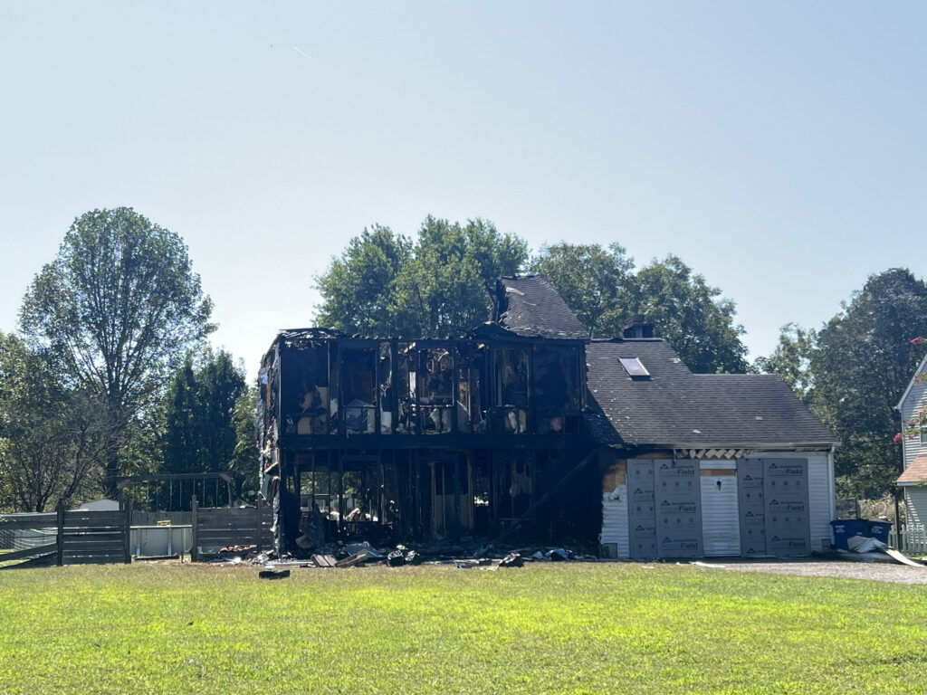 record fire destroys holly springs home