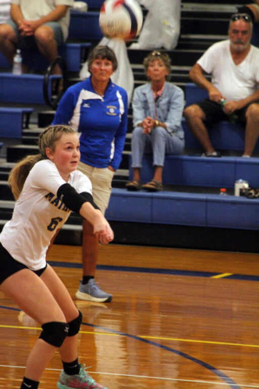 sports mhs volleyball Emily Coons
