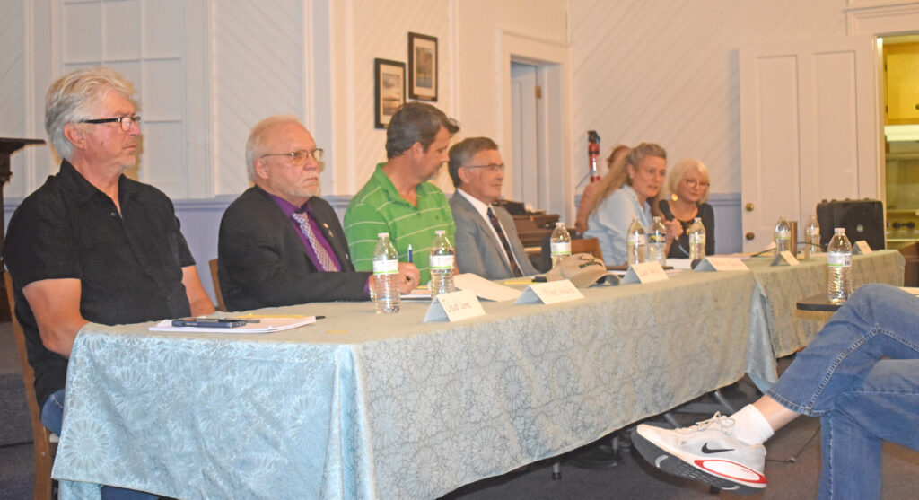island candidate forum