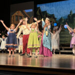 arts frozen young elsa and anna 1