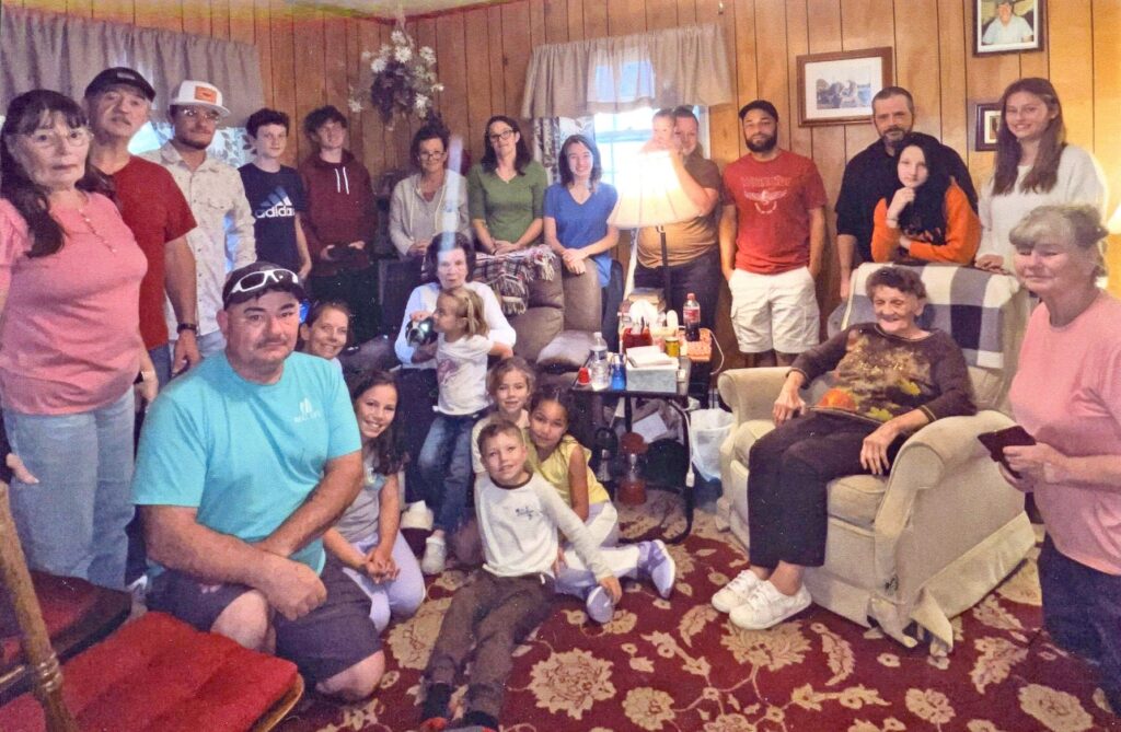 community five generations048