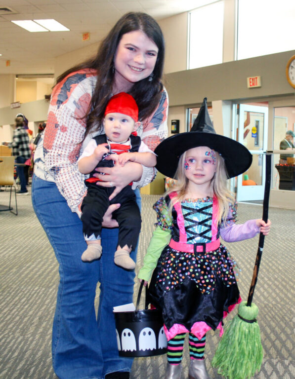 gloucester library spooktacular
