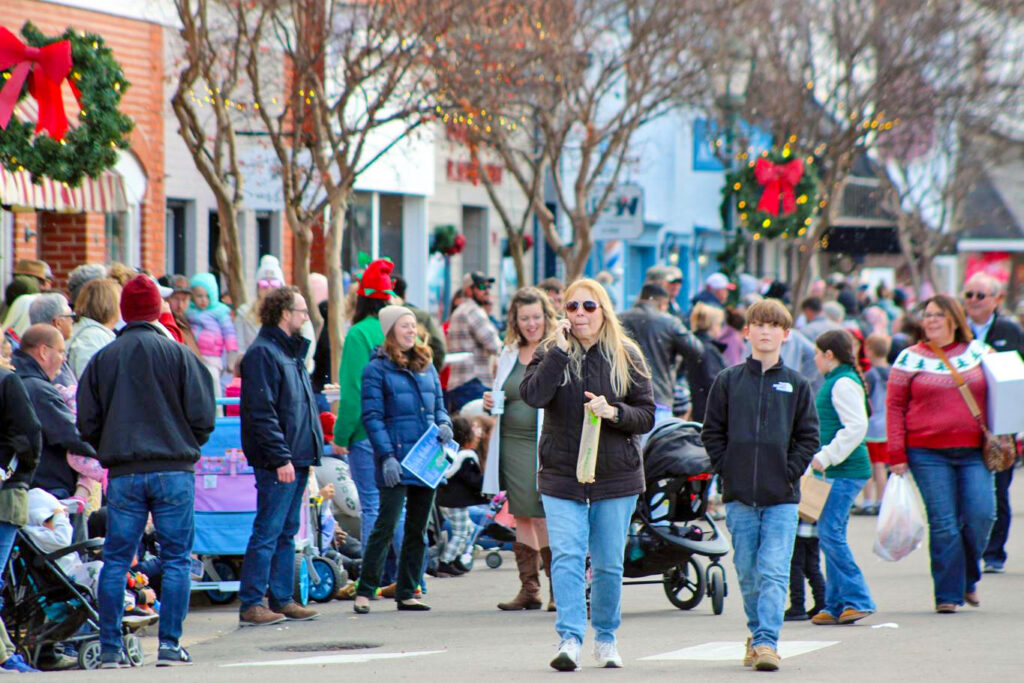 holiday neighbors west point 1