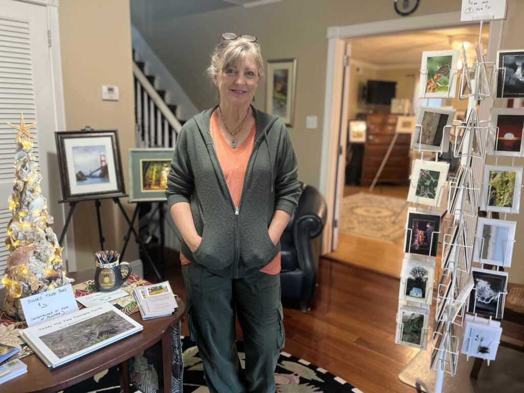 arts mim photog manglos foster 1