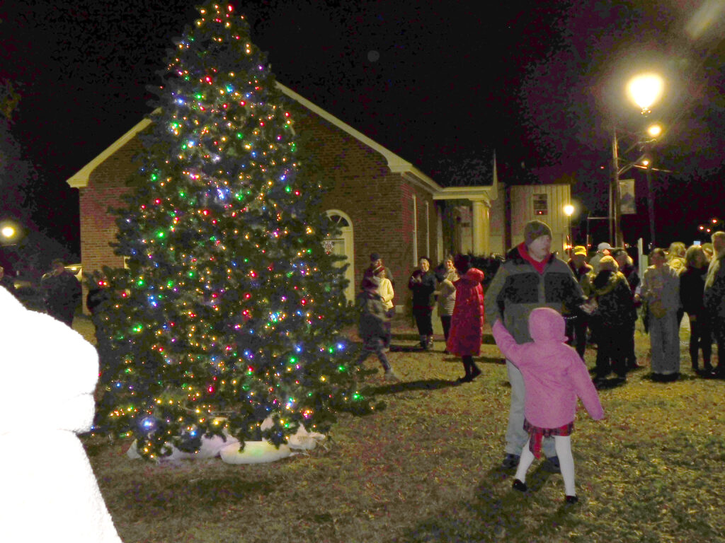 mathews tree lighting