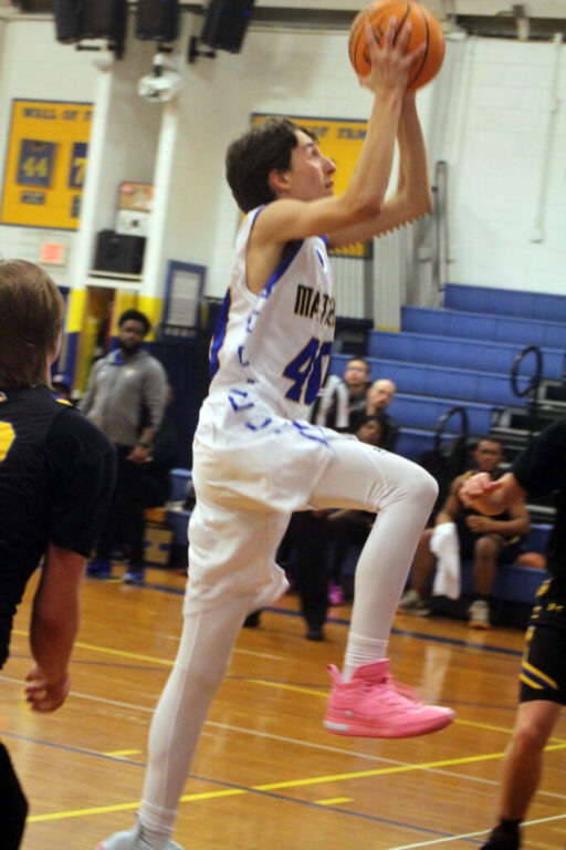 sports mhs boys varsity bball