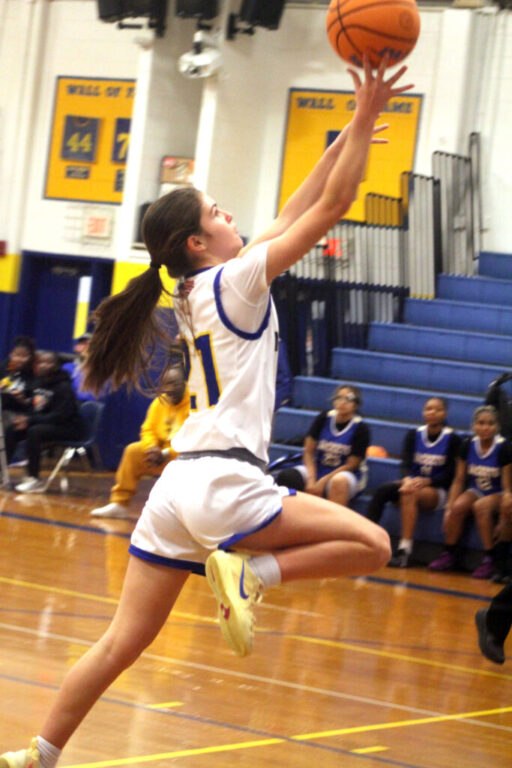sports mhs girls bball Elizabeth Moore