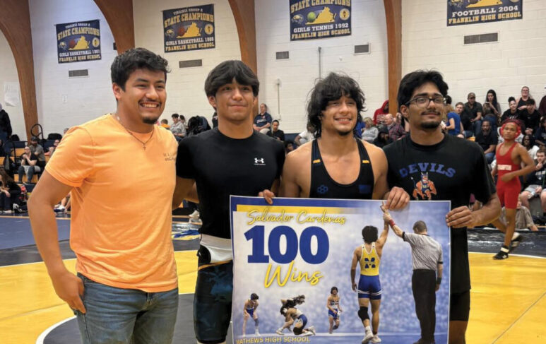 sports mhs wrestling