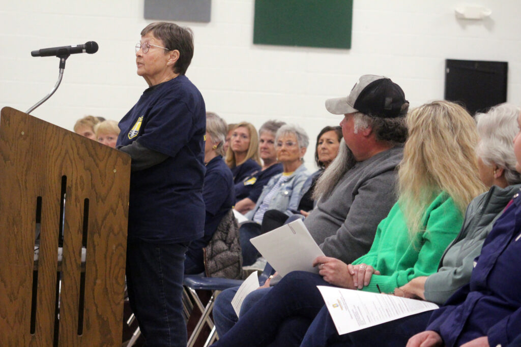 1a mathews school board