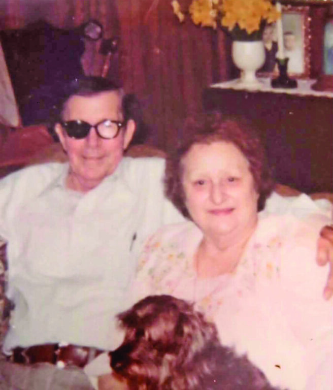 daffodil thomas m&f carroll dougas and viola thomas