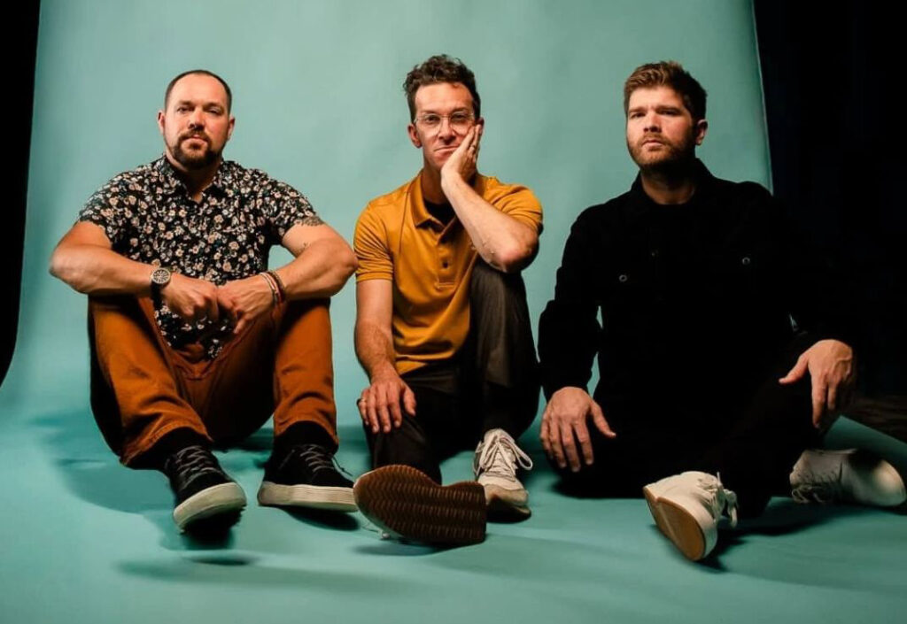 arts flat iron pressing strings