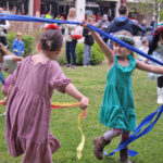 1a may faire maypole