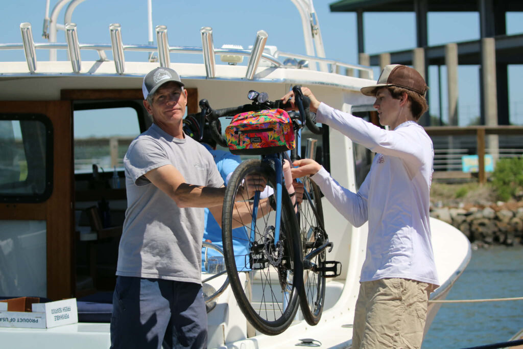 1a tour de chesapeake boat taxi
