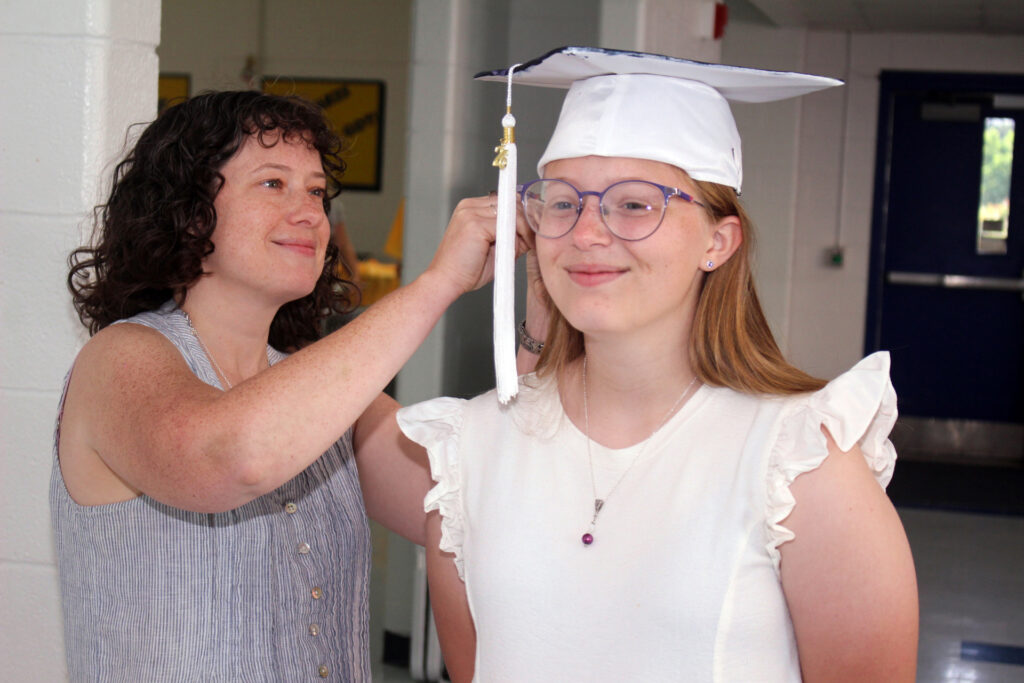 1a mhs graduation felicity hartlove