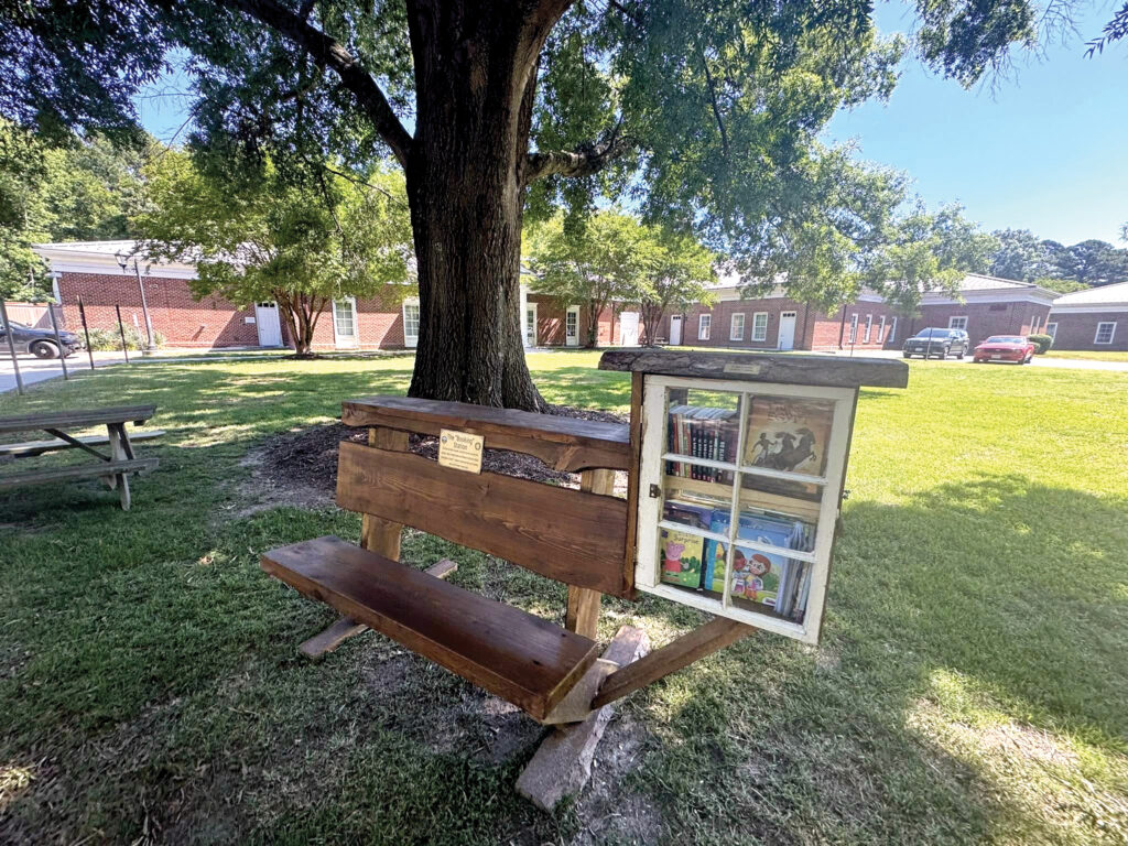 record booking station