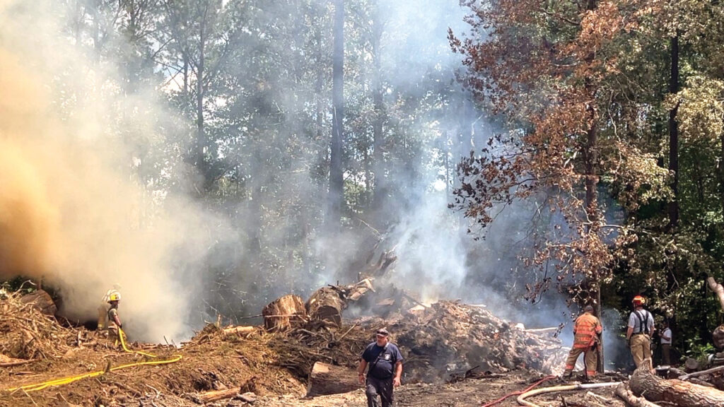 record gloucester brush fire 3
