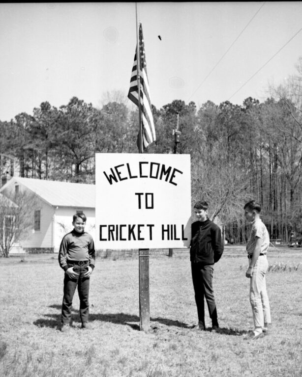 glimpses cricket hill sign
