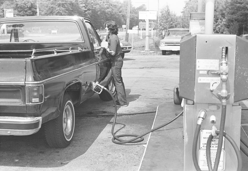 glimpses june 1977 gas prices049 3 votes M