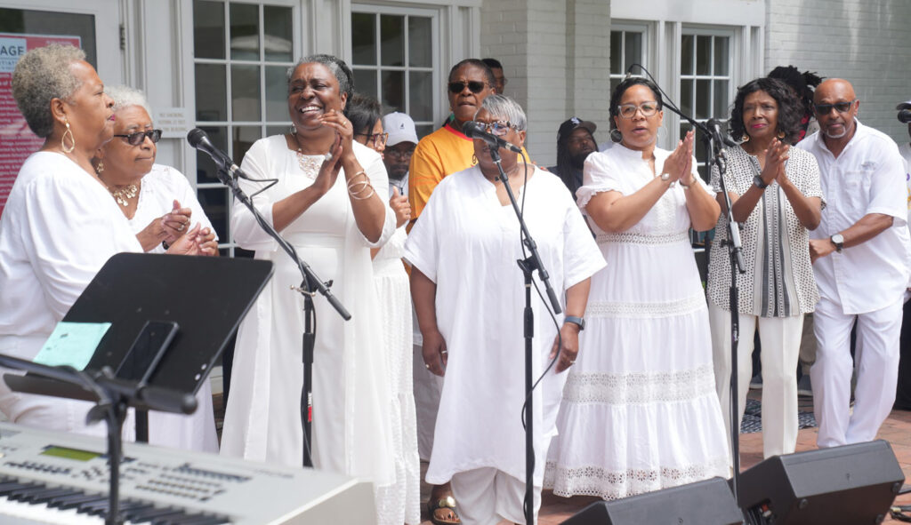 neighbors jamestown settlement freedom choir