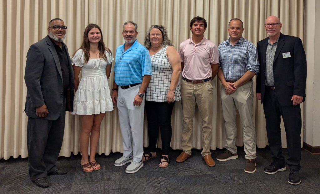 schools abingdon ruritan scholarships
