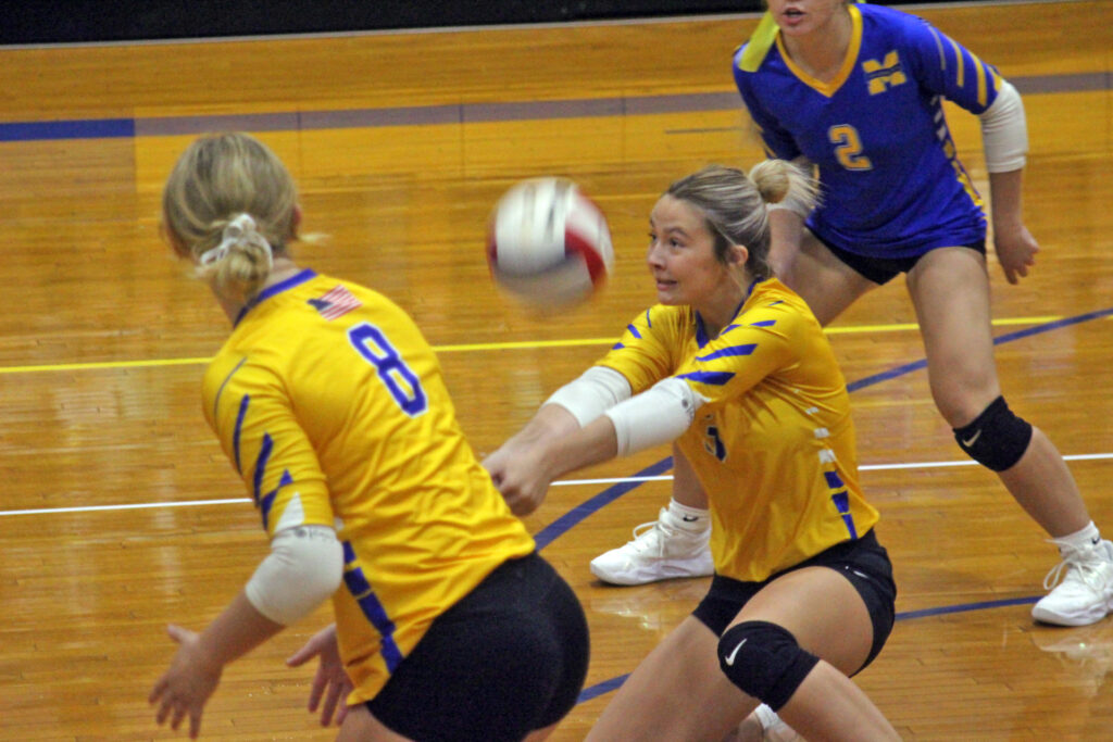 sports mhs varsity volleyball