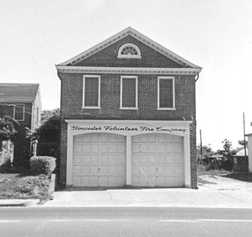 fall gloucester fire house 1958 gordon townsend027