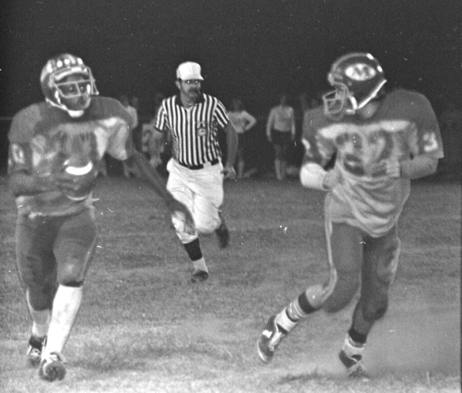 glimpses 10 october 1977 mhs football064 3 votes M